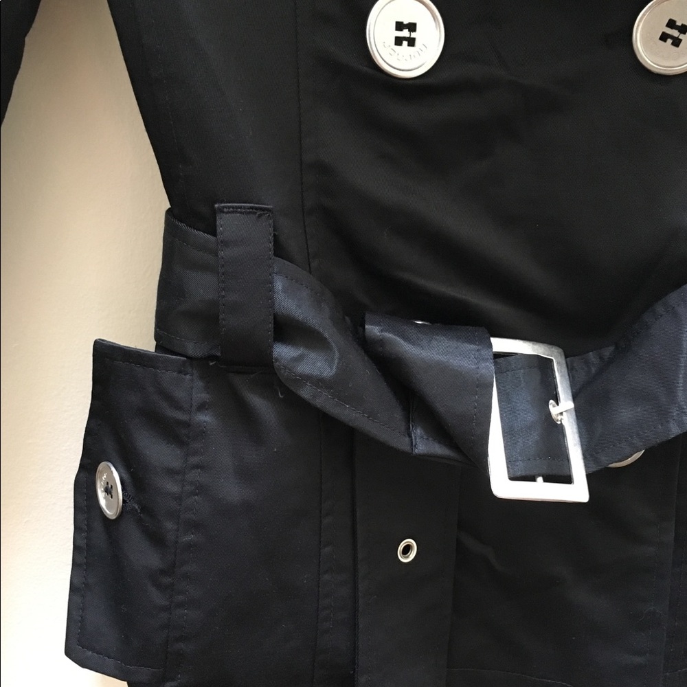 JouJou Cropped Double Button Belted trench coat - Picture 5 of 7